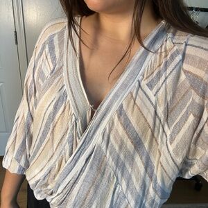 Olivia Grey Women’s M Bat Wing Striped V-Neck Women Top